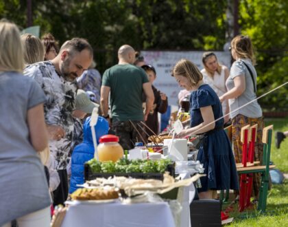 Media o otwarciu boiska i pikniku szkolnym